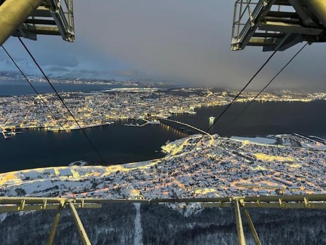 Mountainside Lodge - Breivikeidet Tromsø Kültér fotó